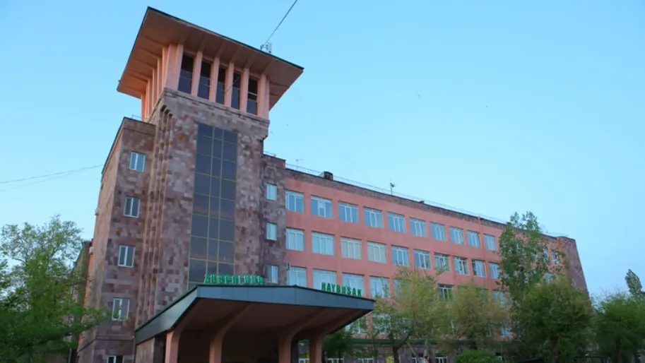 haybusak-university-of-yerevan